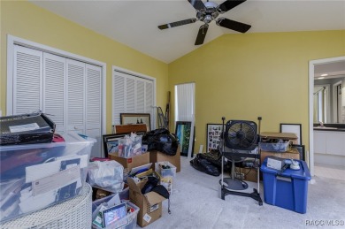 Welcome to your retreat in the heart of Citrus County! This on Twisted Oaks Golf Club in Florida - for sale on GolfHomes.com, golf home, golf lot