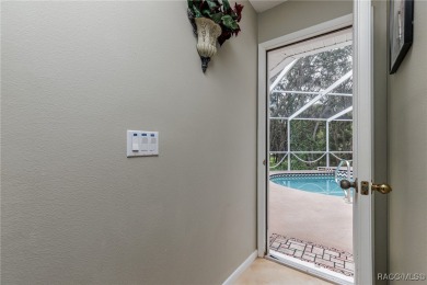 Welcome to your retreat in the heart of Citrus County! This on Twisted Oaks Golf Club in Florida - for sale on GolfHomes.com, golf home, golf lot