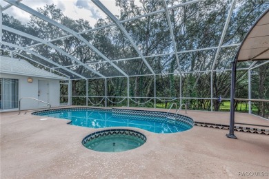 Welcome to your retreat in the heart of Citrus County! This on Twisted Oaks Golf Club in Florida - for sale on GolfHomes.com, golf home, golf lot