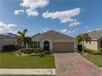 Welcome to this amazing Aria model with 3-bedrooms, 2-bathrooms on Sabal Springs Golf and Racquet Club in Florida - for sale on GolfHomes.com, golf home, golf lot