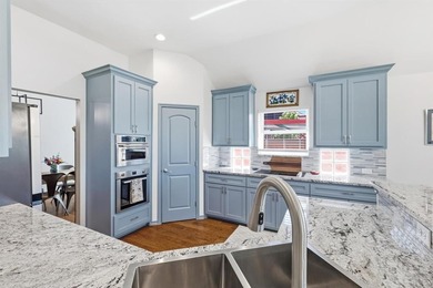 Completely rebuilt down to the studs just 3 years ago, this on Stewart Peninsula Golf Course in Texas - for sale on GolfHomes.com, golf home, golf lot