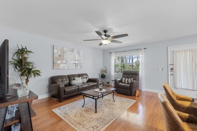 Stunning 2-bedroom, 2-bathroom condo in the highly desirable 55+ on Kings Point Golf -Flanders Way in Florida - for sale on GolfHomes.com, golf home, golf lot