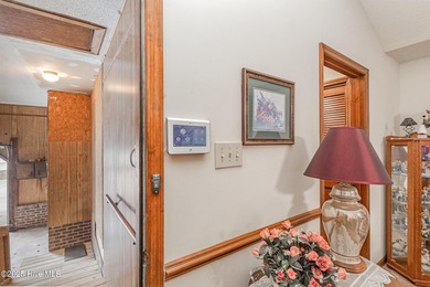 5.09 percent Assumable VA with Roam! Upgraded roof (2022) and a on Sandy Ridge Country Club in North Carolina - for sale on GolfHomes.com, golf home, golf lot