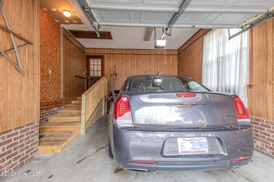 5.09 percent Assumable VA with Roam! Upgraded roof (2022) and a on Sandy Ridge Country Club in North Carolina - for sale on GolfHomes.com, golf home, golf lot