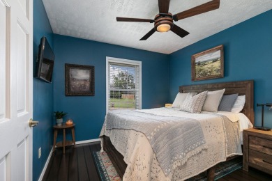 ''Move-in ready'' is an understatement for 209 Northgate in on Windmill Ridge Golf Course in Missouri - for sale on GolfHomes.com, golf home, golf lot