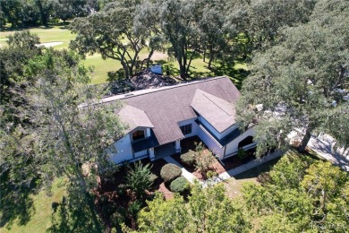 Stunning Pool Home on the Oaks Golf Course - 198 E Hartford St on Citrus Hills Golf Club in Florida - for sale on GolfHomes.com, golf home, golf lot