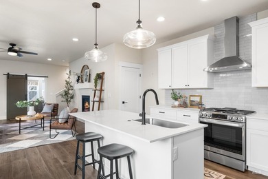 OPEN HOUSE March 28-29 (1-3pm) Immaculate & move in ready, this on Eagle Hills Golf Course in Idaho - for sale on GolfHomes.com, golf home, golf lot