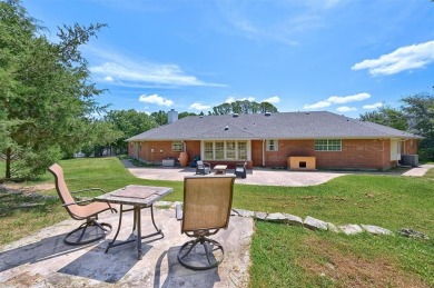 1246 Kiowa Drive West is just what you've been waiting for! on Lake Kiowa Golf Course in Texas - for sale on GolfHomes.com, golf home, golf lot