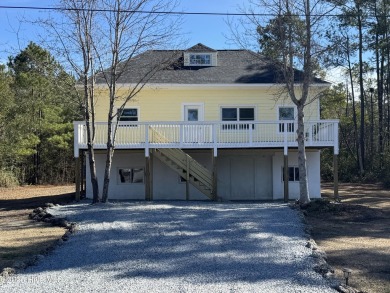 Welcome to 1773 Kennels Beach Road!

Discover the charm of on Harbour Point Golf Club in North Carolina - for sale on GolfHomes.com, golf home, golf lot