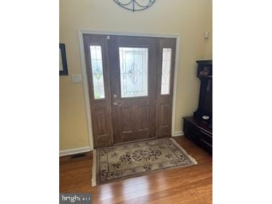 Beautifully maintained contemporary ranch, 2-3 bedrooms, 3 on Golf Academy of Delaware in Delaware - for sale on GolfHomes.com, golf home, golf lot