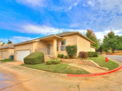 Seller's offering $5,000.00 toward buyer's closing costs!
 on KickingBird Golf Course in Oklahoma - for sale on GolfHomes.com, golf home, golf lot