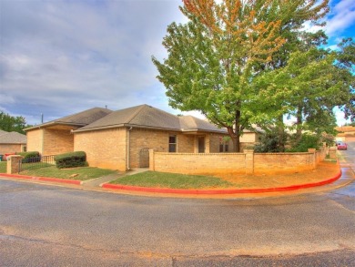 Seller's offering $5,000.00 toward buyer's closing costs!
 on KickingBird Golf Course in Oklahoma - for sale on GolfHomes.com, golf home, golf lot