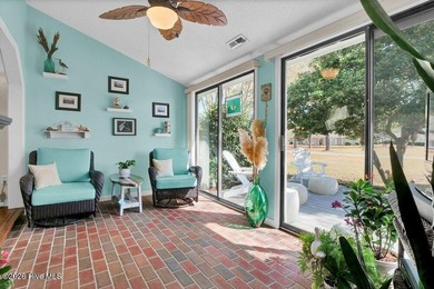 Sunny and bright townhome just minutes from Wrightsville Beach on Inland Greens Golf Course in North Carolina - for sale on GolfHomes.com, golf home, golf lot