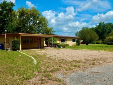 Charming 3-Bedroom, 2-Bath Home with Golf Course Views!
Welcome on Babe Zaharias Golf Course in Florida - for sale on GolfHomes.com, golf home, golf lot
