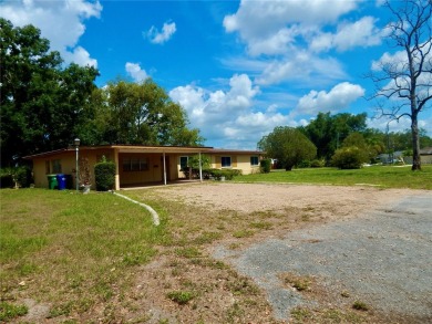 Charming 3-Bedroom, 2-Bath Home with Golf Course Views!
Welcome on Babe Zaharias Golf Course in Florida - for sale on GolfHomes.com, golf home, golf lot