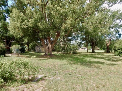 Charming 3-Bedroom, 2-Bath Home with Golf Course Views!
Welcome on Babe Zaharias Golf Course in Florida - for sale on GolfHomes.com, golf home, golf lot