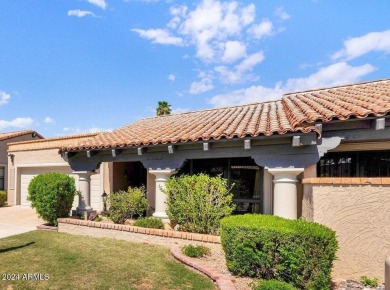 Discover Scottsdale resort living in this 2-bed, 2-bath patio on McCormick Ranch Golf Club in Arizona - for sale on GolfHomes.com, golf home, golf lot