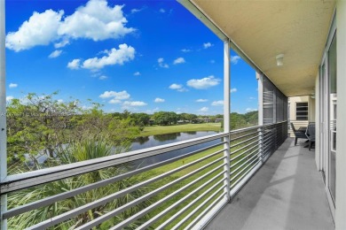 Beautiful 3 BR and 2 BA condo fully furnished. Ready to move on Palm-Aire Country Club and Resort - The Oaks in Florida - for sale on GolfHomes.com, golf home, golf lot