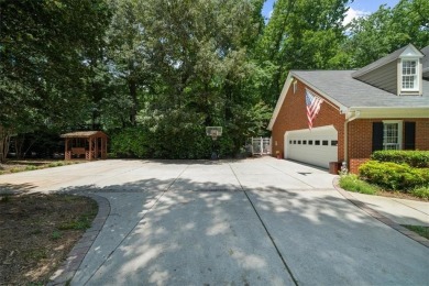 Welcome to this beautifully appointed home located in the highly on Country Club of Roswell in Georgia - for sale on GolfHomes.com, golf home, golf lot