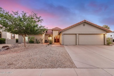 Golf Course Living with Stunning Mountain Views | 3BR + Den | on The Lakes at Ahwatukee in Arizona - for sale on GolfHomes.com, golf home, golf lot