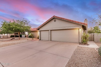Golf Course Living with Stunning Mountain Views | 3BR + Den | on The Lakes at Ahwatukee in Arizona - for sale on GolfHomes.com, golf home, golf lot