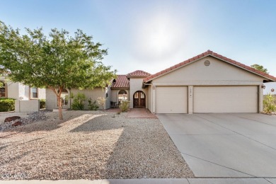 Golf Course Living with Stunning Mountain Views | 3BR + Den | on The Lakes at Ahwatukee in Arizona - for sale on GolfHomes.com, golf home, golf lot