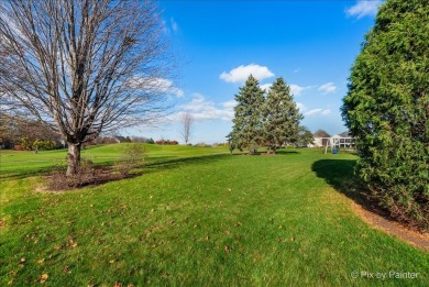 Spacious and elegant custom built Havlicek home with lovely curb on Eagle Brook Country Club in Illinois - for sale on GolfHomes.com, golf home, golf lot