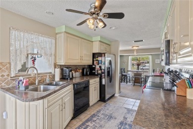 Under contract-accepting backup offers. NEW ROOF COMING SOON! on Venice East Golf Club in Florida - for sale on GolfHomes.com, golf home, golf lot
