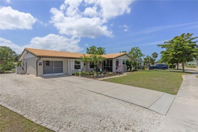 Under contract-accepting backup offers. NEW ROOF COMING SOON! on Venice East Golf Club in Florida - for sale on GolfHomes.com, golf home, golf lot