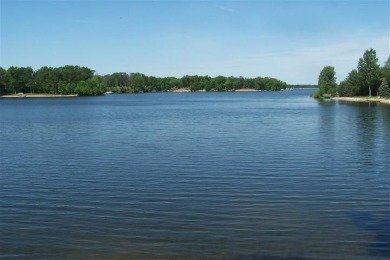 Lake Arrowhead Lake Access Homesite! Conveniently located on Lake Arrowhead Golf Course - The Lakes in Wisconsin - for sale on GolfHomes.com, golf home, golf lot