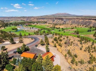 This home is not a drive bye and see this beautiful home on the on Crooked River Ranch Golf Club in Oregon - for sale on GolfHomes.com, golf home, golf lot