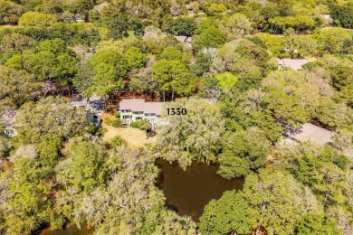 WALK TO THE BEACH!!!! This is an opportunity to purchase an on Kiawah Island Resort - Cougar Point in South Carolina - for sale on GolfHomes.com, golf home, golf lot