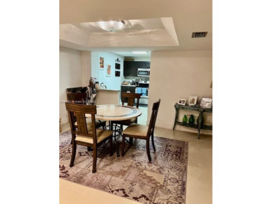Beautiful Condo in Great Condition in Doral Oaks, perfect for a on Jim McLean Signature Course in Florida - for sale on GolfHomes.com, golf home, golf lot