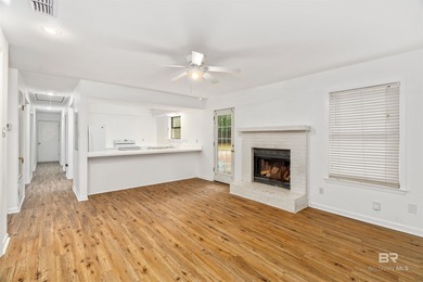 This charming 3 bed/2 bath Lake Forest cottage on a spacious on Lake Forest Yacht and Country Club in Alabama - for sale on GolfHomes.com, golf home, golf lot