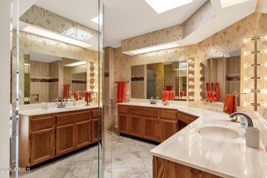 Welcome to this inviting home located in the highly sought-after on Cottonwood Country Club in Arizona - for sale on GolfHomes.com, golf home, golf lot