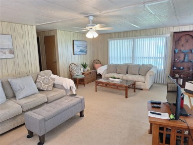 PRICED REDUCED! Stonehedge On The Hill is a resident-owned 55+ on Tarpon Springs Golf Course in Florida - for sale on GolfHomes.com, golf home, golf lot