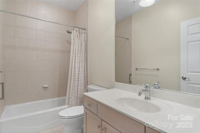 Beautiful 3BD/2BA townhome overlooking the 5th hole at Laurel on Laurel Ridge Country Club in North Carolina - for sale on GolfHomes.com, golf home, golf lot