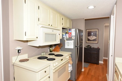 Experience the casual lifestyle of golf course living in this on Indian Hills Country Club in Arkansas - for sale on GolfHomes.com, golf home, golf lot