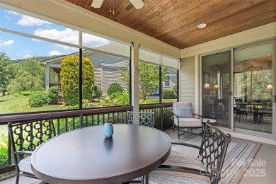 Beautiful 3BD/2BA townhome overlooking the 5th hole at Laurel on Laurel Ridge Country Club in North Carolina - for sale on GolfHomes.com, golf home, golf lot