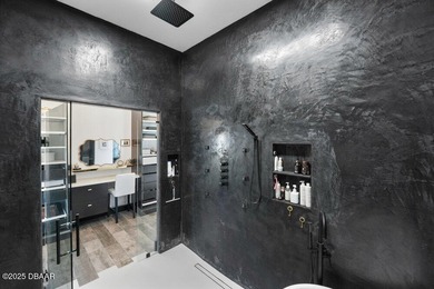 FULLY FURNISHED 5 bedroom 4 bathroom luxurious pool home sits in on Spruce Creek Golf Club in Florida - for sale on GolfHomes.com, golf home, golf lot