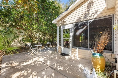 Lovely 2/2 Colony Patio Home in Villa Vera Cruz in the Village on El Diablo Executive Golf Course in Florida - for sale on GolfHomes.com, golf home, golf lot