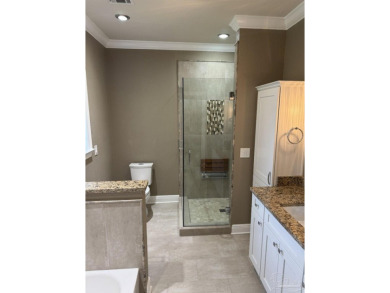 Very well kept home in the sought after golf community of on Stonebrook Golf Club in Florida - for sale on GolfHomes.com, golf home, golf lot