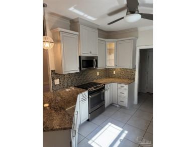 Very well kept home in the sought after golf community of on Stonebrook Golf Club in Florida - for sale on GolfHomes.com, golf home, golf lot