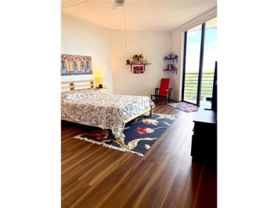 Stunning Penthouse with Garden Views!
This fabulous penthouse on Inverrary Country Club in Florida - for sale on GolfHomes.com, golf home, golf lot