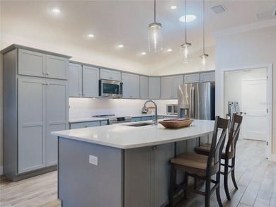 This exceptional 3 bedroom, 2 bath IRIS Designer located in the on Pennbrooke Fairways in Florida - for sale on GolfHomes.com, golf home, golf lot