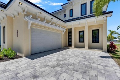 6522 Simone Shores Circle | The Voyager Floorplan
7 Beds | 4.5 on Apollo Beach Golf and Sea Club in Florida - for sale on GolfHomes.com, golf home, golf lot