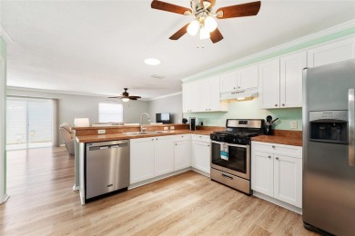 BOND PAID, NO HOMES BEHIND and MOVE-IN READY! Discover this on The Links of Spruce Creek in Florida - for sale on GolfHomes.com, golf home, golf lot