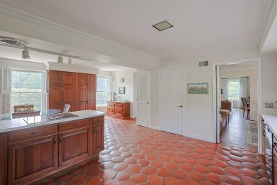 ATTENTION BUILDERS, DEVELOPERS, AND LARGE ESTATE SEEKERS! THIS on Inverness Golf Club in Illinois - for sale on GolfHomes.com, golf home, golf lot