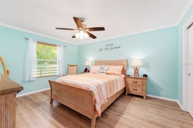 BOND PAID, NO HOMES BEHIND and MOVE-IN READY! Discover this on The Links of Spruce Creek in Florida - for sale on GolfHomes.com, golf home, golf lot