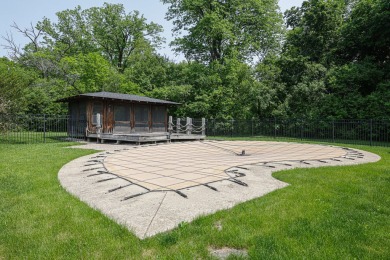 ATTENTION BUILDERS, DEVELOPERS, AND LARGE ESTATE SEEKERS! THIS on Inverness Golf Club in Illinois - for sale on GolfHomes.com, golf home, golf lot